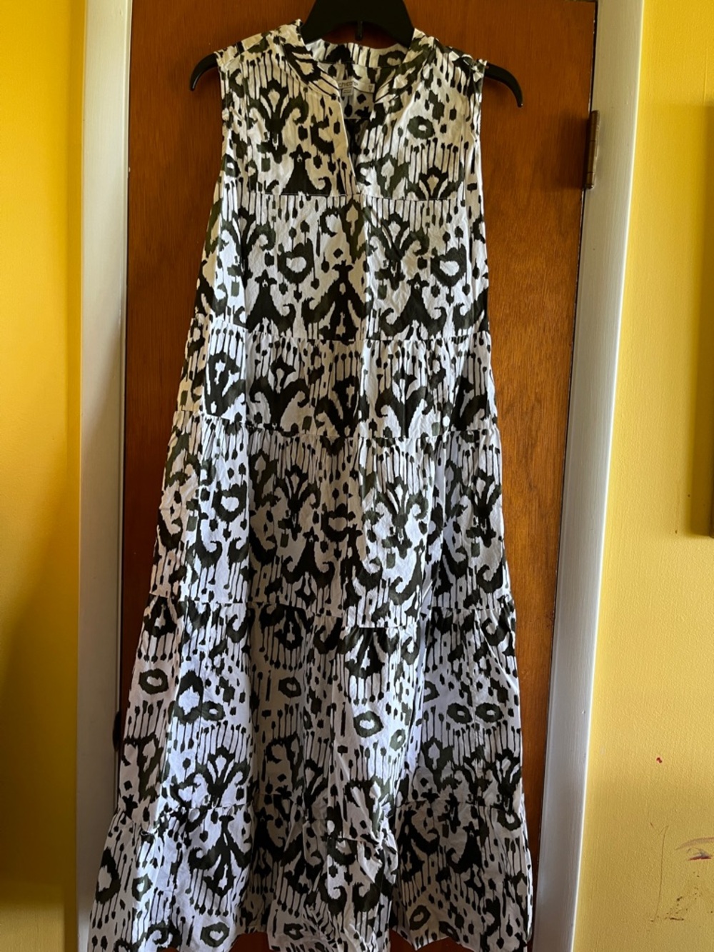 Chico's Green and White Sleeveless Printed Tiered Maxi Dress